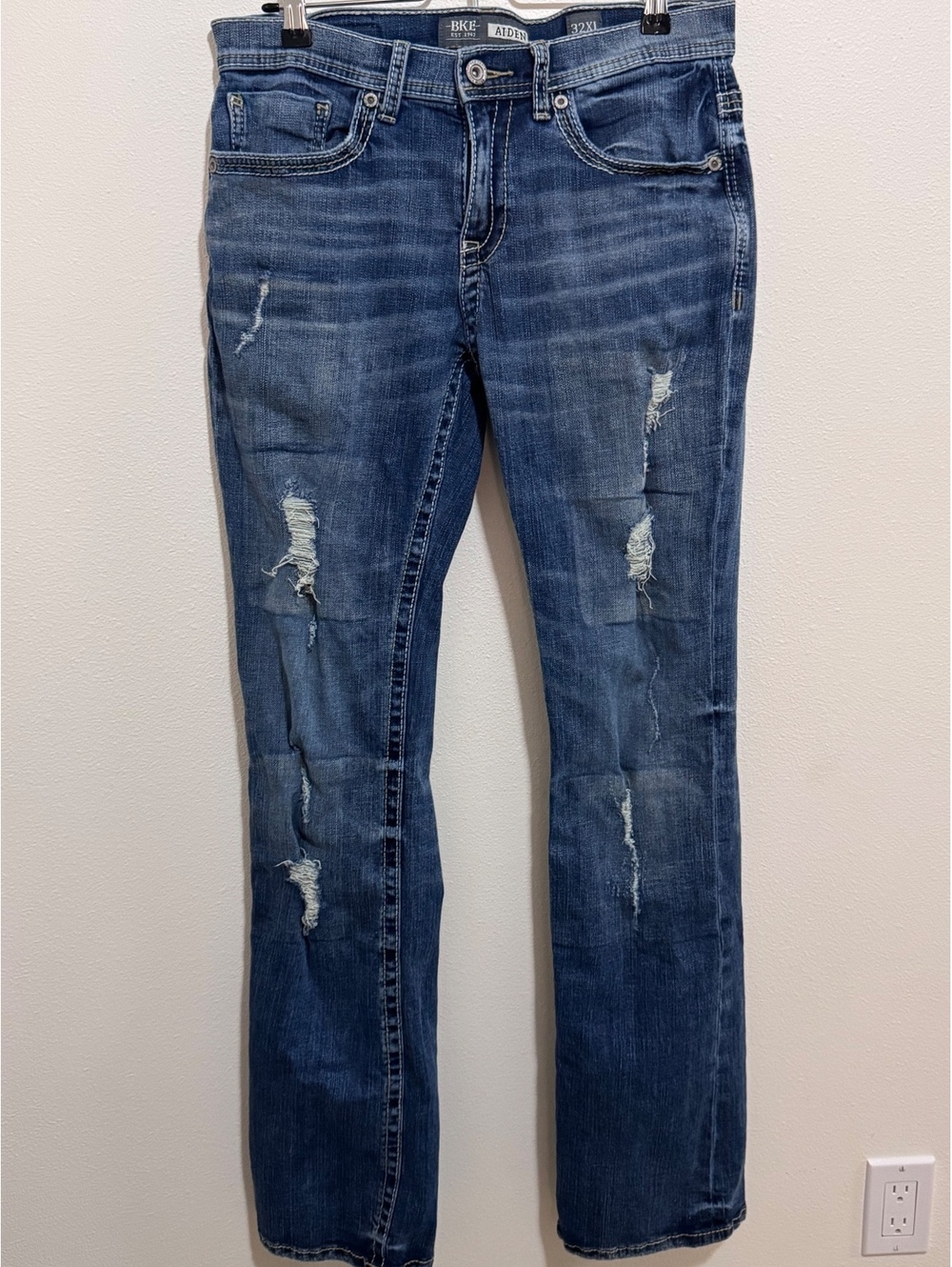 BKE Aiden Bootleg Distressed Blue Denim Jeans Size 32XL
